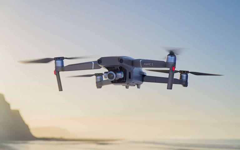 Voler en intérieur avec un drone : légal ou pas ?